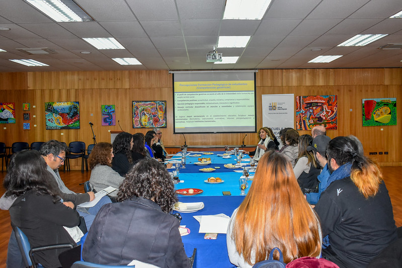 Pedagogía en Educación Diferencial: Con la participación de empleadores (socios comunitarios y socios estratégicos), tituladas, estudiantes y docentes de la carrera reunidos en el salón UCSH